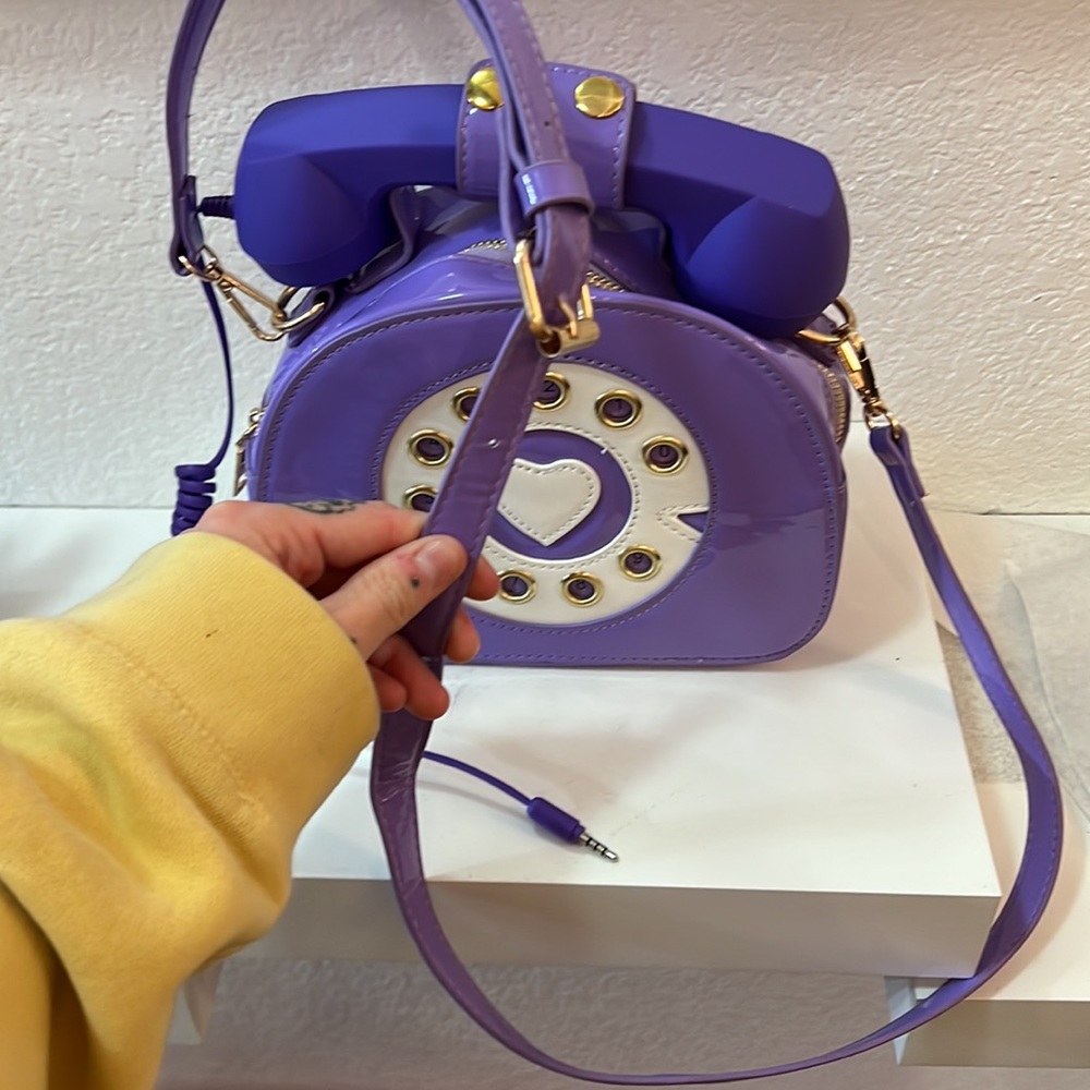 Phone Purse! Yes it works! - Picture 2 of 6
